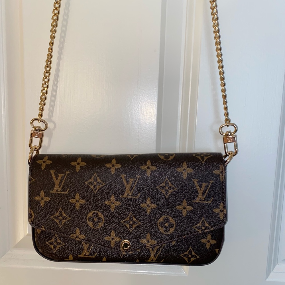 Clutch bag